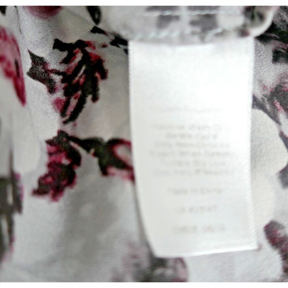 Talbots Long Sleeve Roll-Tab Blouse Gray Floral Full Button Collared Shirt Small - Picture 11 of 12